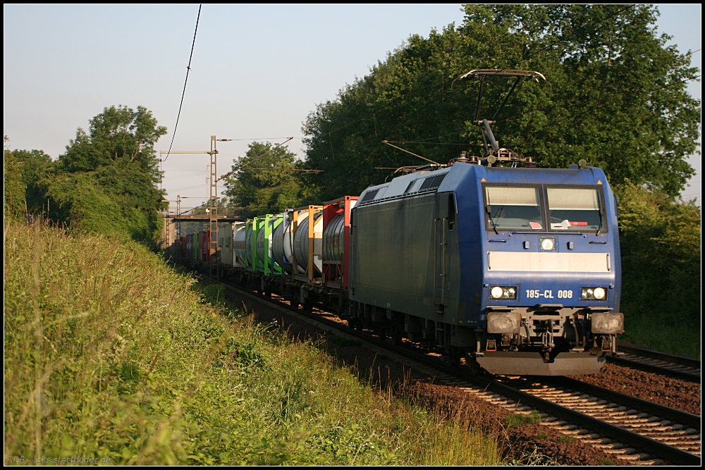 Crossrail 185-CL 008 mit Containerzug Richtung Lehrte (NVR-Nummer 91 80 6185 508-9 D-ATLD, ex KEOLIS, ex RBH 221, Eigentum Alpha Trains, seit 05/2010 vermietet, gesehen Lehrte-Ahlten b. Hannover 24.06.2010)