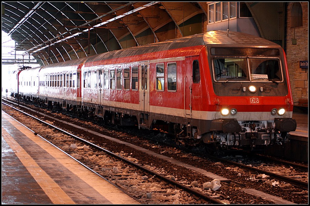 D-DB 50 80 80-34 309-0 Bnrbdzf 483.2 aus Schleswig-Holstein hilft als RB 28524 nach Potsdam im S-Bahnergnzungsverkehr aus (Berlin Ostbahnhof, 09.01.2010)