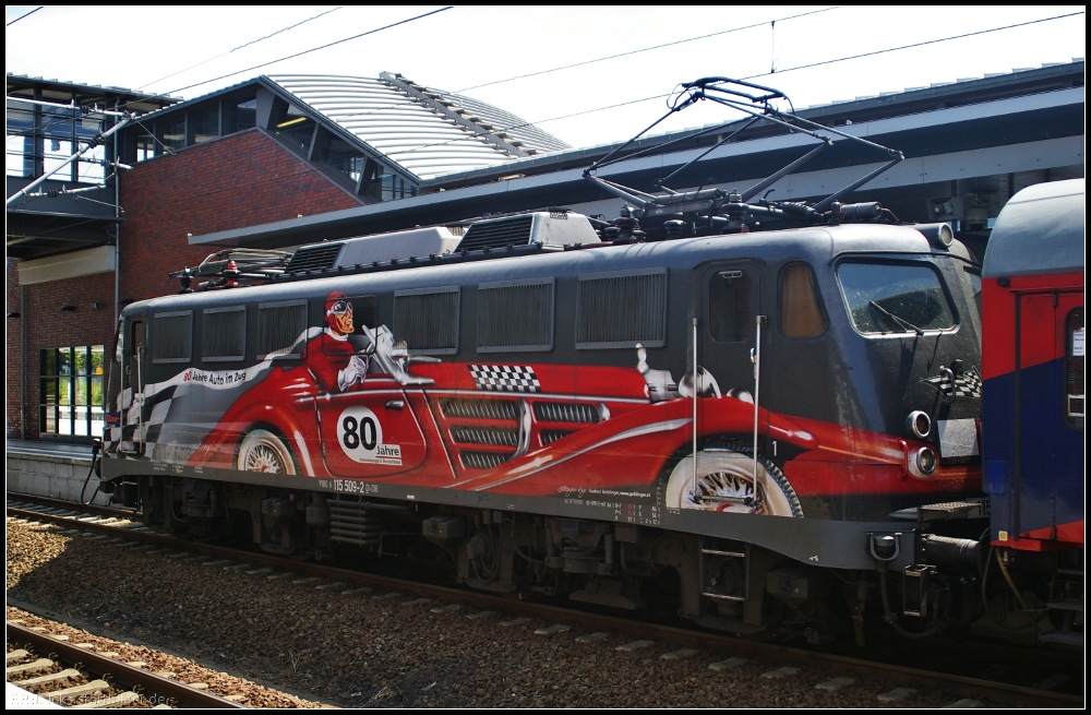 DB AutoZug 115 509 brachte am 19.06.2012 einen Kreuzfahrer-Zug aus Warnemnde nach Berlin-Gesundbrunnen
