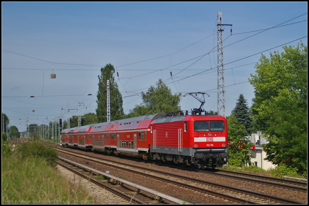 DB Regio 112 115 mit RE3 Schwedt (Oder) am 17.06.2013 in Berlin-Karow