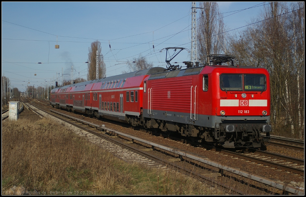 DB Regio 112 183 mit dem RE3 nach Elterwerda am 26.03.2012 in Berlin-Karow