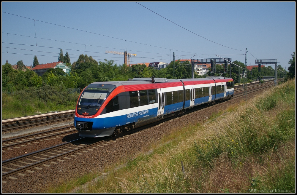 VT 643.04 / 643 361 der Prignitzer Eisenbahn am 18.06.2012 als RB12 nach Bln.-Lichtenberg in Berlin Bornholmer Strae