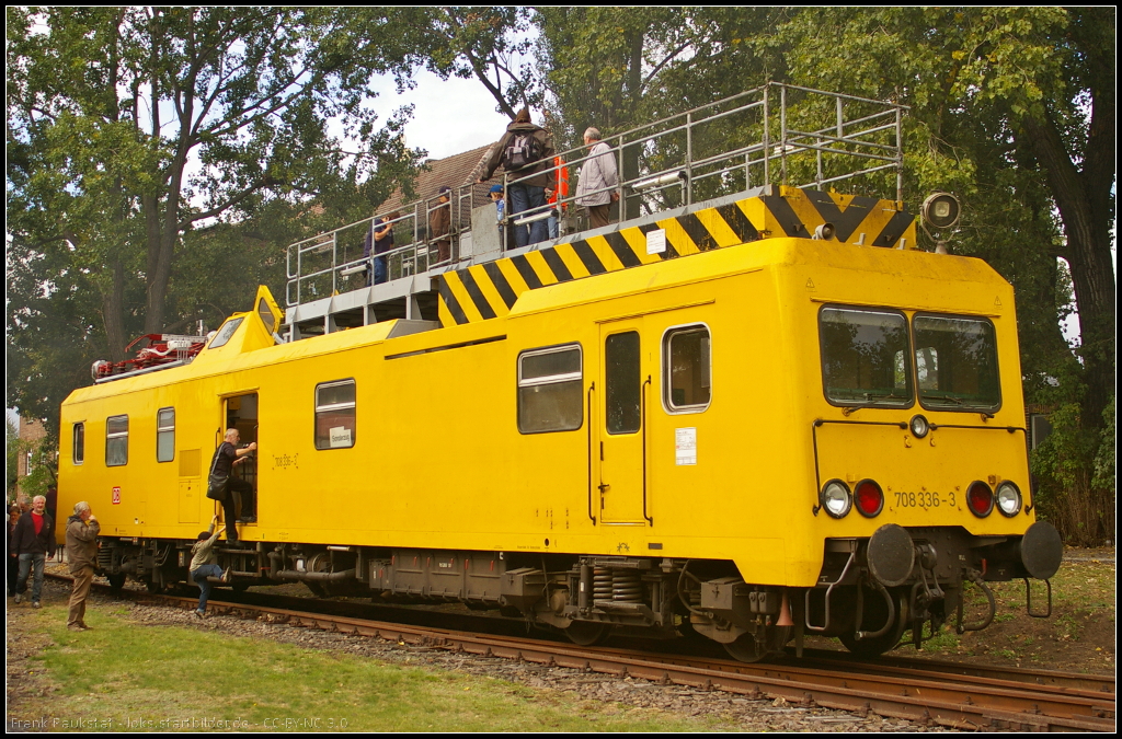 Auch im September 2013 war DB Netz 708 336 bei den Bahnaktionstagen des Frderverein Berlin-Anhaltinische Eisenbahn e.V. in Lutherstadt Wittenberg anwesend