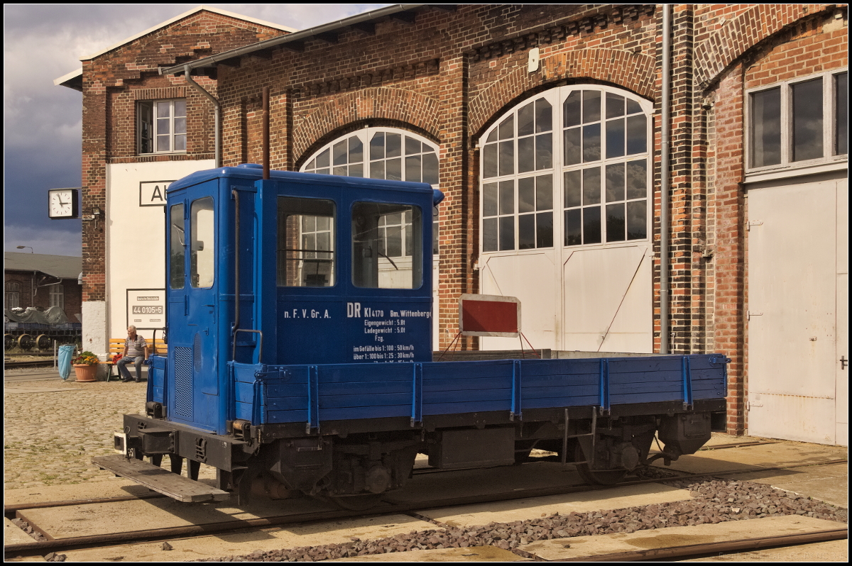 Der blaue DR Kl 4170 stand während des Brandenburg-Tag am 25.08.2018 vor dem Hallen des Historischen Lokschuppen Wittenberge. Das Fahrzeug gehört zum Bestand der Dampflokfreunde Salzwedel e.V. (DLFS).