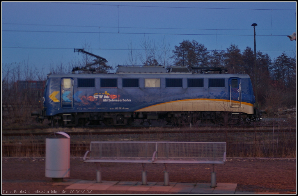 evb/Mittelweserbahn 140 761 fährt am 22.02.2014 durch Falkenberg (Elster) in die Abstellung (Bild wurde Freihand aufgenommen)