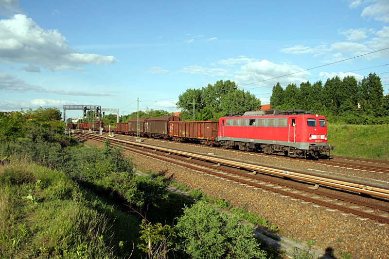 140 674-3 mit gem. Güterzug (Berlin Bornholmer Str, 12.05.2009)