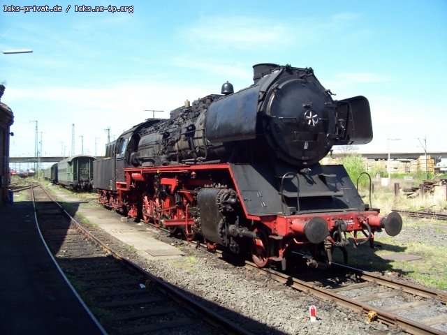 50 3552 wird von den Eisenbahnfreunden Hanau gepflegt und gehegt. Die Maschine wird bei Sonderfahrten eingesetzt (Hanau, 15.04.2007).