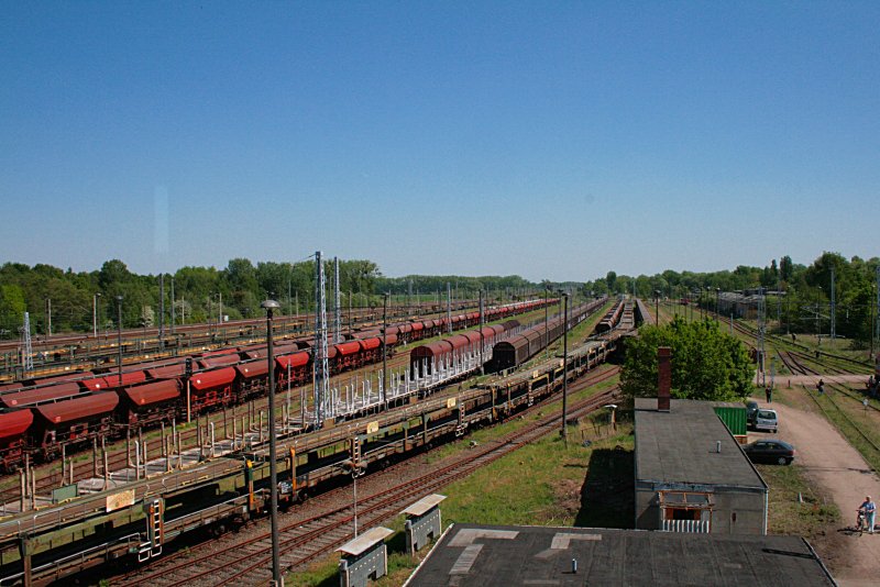 Blick aus dem Stellwerk R VII auf den Rangierbahnhof (100 Jahre Rbf Wustermark, Elstal, 02.05.2009).