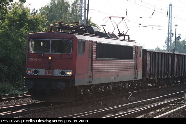 DB 155 107-6 mit Eaos-Zug im Gegenlicht (Berlin Hirschgarten, 05.09.2008)
<p>
++ 05.06.2019 bei Fa. Bender, Opladen
