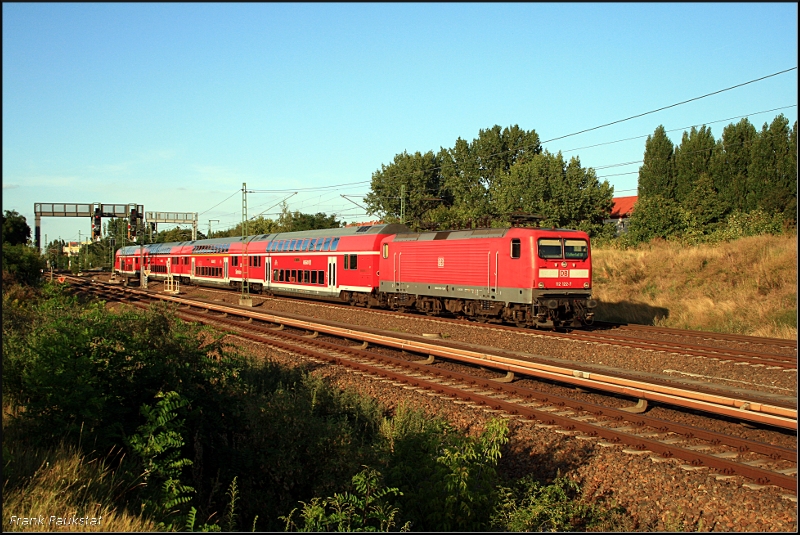 DB Regio 112 122-7 mit dem RE5 nach Lutherstadt Wittenberge (gesichtet Berlin Bornholmer Str, 31.07.2009)