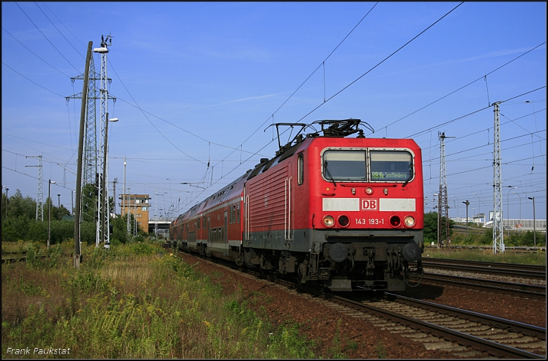 DB Regio 143 193-1 mit der RB14 nach Senftenberg (gesichtet Berlin Schnefeld, 15.08.2009)