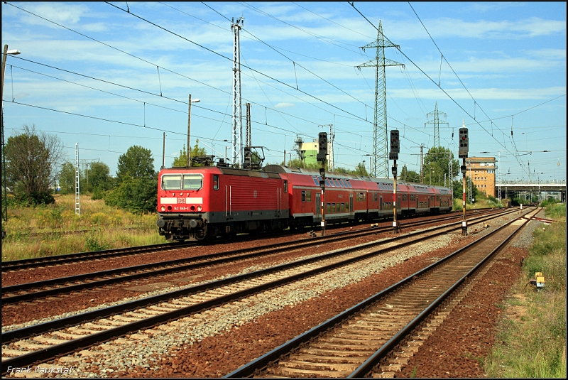 DB Regio 143 848-0 mit dem RE7 nach Wnstdorf-Waldstadt in Schnefeld Flughafen, 01.08.2009