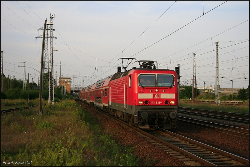 DB Regio 143 931-4 mit dem RE7 nach Wnsdorf-Waldstadt (gesichtet Berlin Schnefeld, 08.08.2009)