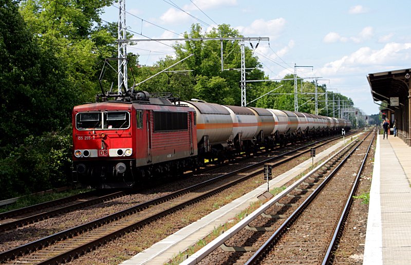 DBSR 155 255-3 mit Kesselwagen (Eichwalde, 14.05.2009)