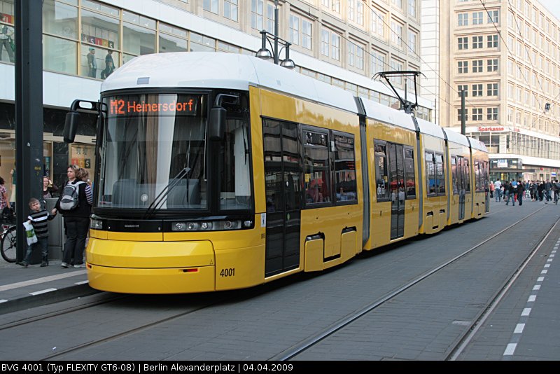 FLEXITY 4001 (Typ GT6-08) als M2 (Berlin Alexanderplatz, 04.04.2009).