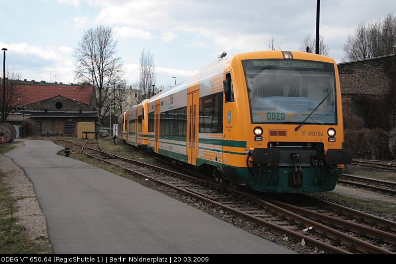 ODEG VT 650.64 / 650 064 wird zum Einsatz auf der OE25 vorbereitet (Berlin Nöldnerplatz, 20.03.2009).