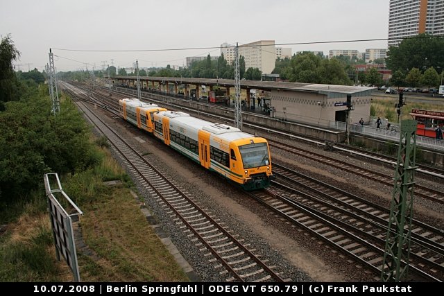ODEG VT 650.79 / 650 079 von der Brücke am S-Bahnhof fotografiert (Berlin Friedrichsfelde-Ost, 10.07.2008).