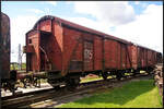 Die beiden Gedeckten Güterwagen mit der handschriftlichen Nummer 615 und 616 standen auf einem Seitengleis im Eisenbahnmuseum Jaroměř. Eine Nummer der ČSD war nicht zu finden.

Jaroměř, 21.05.2022
