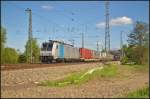 br-186/431889/ers-railways-e-186-141-8-mit ERS Railways E 186 141-8 mit Container/KLV in Magdeburg Neustadt, 10.05.2015