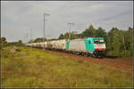 Für das polnische Unternehmen Transchem ist E 186 135 im Einsatz. Am 30.08.2017 fuhr sie mit einem Staubgutzug durch die Berliner Wuhlheide