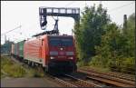 DB Schenker 189 005-2 mit einem Container-Zug am 05.09.2014 durch Uelzen