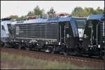 Nachtrag: MRCE ES 64 F4-456 / 189 456-7 in einem Lokzug am 04.10.2009 in Berlin Wuhlheide (NVR-Nummer 91 80 6189 456-7 D-DISPO, Class 189-VP)