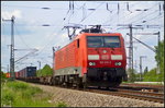DB Cargo 189 010-2 mit einem Containerzug am 21.05.2016 an der Kreuzung Elbebrcke in Magdeburg