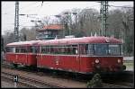 DDM 796 739 und 996 701 als DPE 206 von Neuenmark-Wirsberg nach Binz (MAN 1960/145130, ex EVU, ex DB, gesehen Berlin Wannsee 13.04.2010)