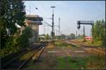 Blick auf das sdliche Gleisvorfeld und das Stellwerk Uelzen (05.09.2014)