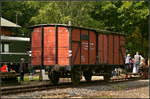 Im Stückgutwagen der Gattung G 10 der ehemaligen Zehlendorfer Eisenbahn- & Hafen AG (Zeuhag) ist jetzt die Dauerausstellung zur Zeuhag untergebracht.