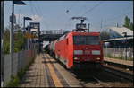 db-cargo/558656/db-cargo-152-106-1-kam-am DB Cargo 152 106-1 kam am 11.05.2017 mit einem Kesselwagenzug durch den Bahnhof Berlin-Hohenschnhausen gefahren