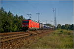 db-cargo/575622/db-cargo-145-078-2-fuhr-mit DB Cargo 145 078-2 fuhr mit einem Kesselwagenzug am 29.08.2017 durch die Berliner Wuhlheide