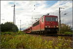 db-cargo/581360/db-cargo-155-099-5-fuhr-mit DB Cargo 155 099-5 fuhr mit leeren Autotransportwagen am 09.09.2017 am Abzweig Magdeburg Elbbrücke vorbei