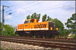 Am 21.05.2016 fährt LOCON 215 / 214 005-1 solo in die Kreuzzung Elbbrücke bei Magdeburg (NVR-Nummer 92 80 1214 005-1 D-LOCON)
