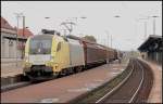 rchem/34396/r4c-es-64-u2-012-mit-einem R4C ES 64 U2-012 mit einem Zug Seitenwandschiebewagen (angemietet von TX Logistik, Weimar 10.10.2009)