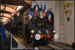 sncf/834057/die-schoene-231-h-8-pacific Die schöne 231 H 8 Pacific der SNCF stand leider etwas ungünstig auf Gleis 2 an einer Besucherrampe, so das der Tender nicht mehr zu sehen war. Die Lok wurde ursprünglich 1912 für die PLM als No 6143 gebaut, der Umbau erfolgte dann 1939 zu einer Heißdampflokomotive. Bestaunt und fotografiert wurde die Lok am 10.11.2023 im Eisenbahnmuseum Cite du Train in Mulhouse.