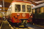 sncf/839157/sncf-z-604-ist-ein-elektrotriebwagen SNCF Z 604 ist ein Elektrotriebwagen für Schmalspur und Stromversorgung über die 3.Schiene. Eingesetzt wurden die Triebwagen zB auf der berühmten Strecke Saint-Gervais - Vallorcine. Gebaut wurde der Tw im Bild im Jahr 1958 von Decauville und Oerlikon. Das Einsatzende fand dann 2008 statt. Immerhin immer noch ein stattliches Einsatzalter erreicht. Heute steht er im Eisenbahnmuseum Cite du Train in Mulhouse, wo er bei einem Besuch am 10.11.2023 fotografiert wurde.