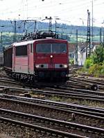 KW 22/23268/railion-155-261-1-faehrt-mit-einem Railion 155 261-1 fährt mit einem Güterzug aus dem Rbf ab (Bebra, 2005)