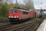 DB 155 215-7 durchfährt mit Containerzug die nicht mehr vorhandenen Brücken (gesichtet Erkner 25.04.2008 - Update: In Leverkusen-Opladen am 06.11.2013 zerlegt)