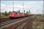 KW 34/29970/railion-151-004-9-in-traktion-mit Railion 151 004-9 in Traktion mit DB 151 001-5 (Update: z-gestellt Maschen Rbf) und Falns-Wagen (Berlin Schnefeld, 22.08.2009)
