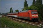 DB Fernverkehr 101 078-4 mit dem EC379 nach Praha hl.n. (gesehen Berlin Karow 21.05.2011)