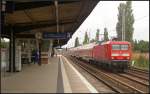 DB Regio 114 033 mit dem RE3 nach Elsterwerda fhrt am 12.09.2012 durch Berlin-Karow