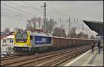 NBE RAIL Polska 264 002, ein Tochterunternehmen der NBE RAIL GmbH,  mit einem Zug Bruchstein nach Sczcezin am 30.03.2013 Hhe Berlin-Karow.
