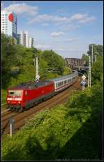 KW 29/281152/db-fernverkehr-120-114-mit-einem DB Fernverkehr 120 114 mit einem IC-Ersatzzug am 19.07.2013 Hhe Berlin Storkower Strae