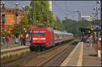 kw-36/367661/db-fernverkehr-101-111-3-mit-dem DB Fernverkehr 101 111-3 mit dem IC 2348 Hamburg-Altona - Dsseldorf bei dem planmigen Halt am 05.09.2014 in Uelzen auf Gleis 101