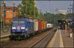 DB Schenker 152 134-3  Intermodal/AlbatrosExpress  mit Container in Uelzen, 05.09.2014    NVR-Nummer 91 80 6152 134-3 D-DB, KT 43161 (Maschen–Wolfurt)