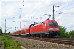 DB Regio 182 014 mit RE1 Magdeburg Hbf am 21.05.2016 an der Kreuzung Elbebrcke in Magdeburg
