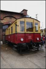 ET 188 521 ist ein Gütertriebwagen, der 1930 von Linke-Hofmann-Busch in Weimar gebaut wurde. Eingesetzt wurde der Triebwagen auf Strecken mit 1200V Gleichstrom (gesehen 3. Dresdner Dampfloktreffen Dresden-Altstadt 02.04.2011)