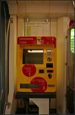 InnoTrans 2016 in Berlin: Ticketautomat der Chemnitz Bahn (CB) in einem Vossloh Citylink, der während der Messe ausgestellt war. Der Automat kann Fahrscheine für den Verkehrsverbund Mittelsachsen (VMS) ausstellen.