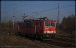 DB Schenker 155 220-7 kommt am 12.11.2011 solo durch den Bahnhof Wustermark Priort gefahren    - Update: ++ 28.10.2014 bei Fa.